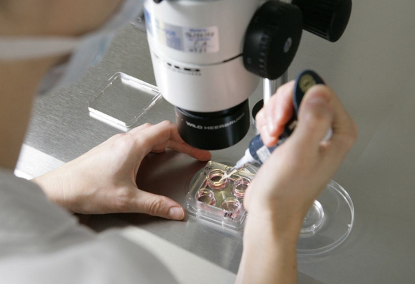 试管代怀正规吗【试管代怀正规吗:科学技术助孕的合法途径】